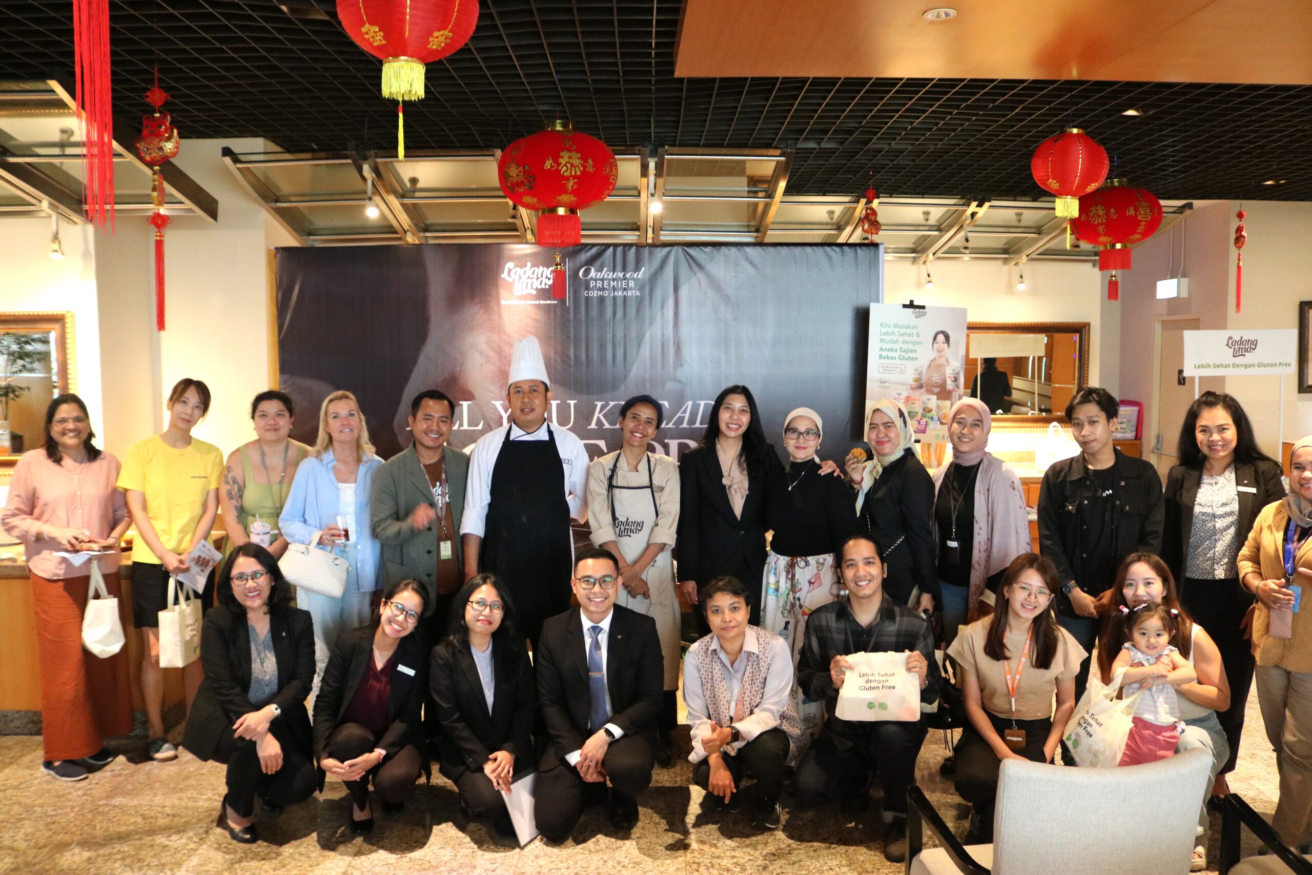 Oakwood Premier Cozmo Jakarta Memperkenalkan Kampanye Khas Merek Oakwood “All You Knead Is Comfort”